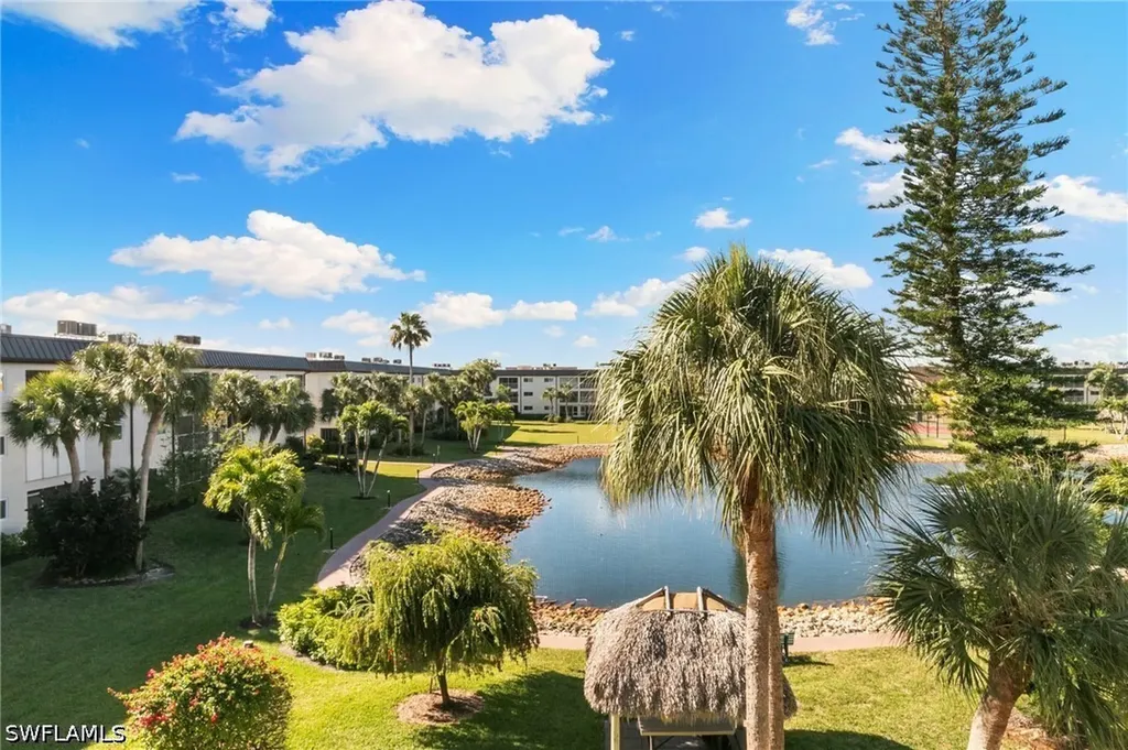 1024 Manatee Road Naples FL 34114