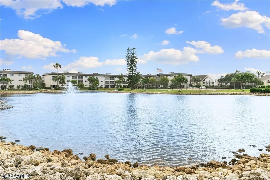 1024 Manatee Road Naples FL 34114