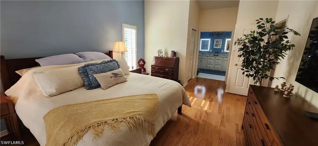 1417 Foxfire Lane Naples FL 34104