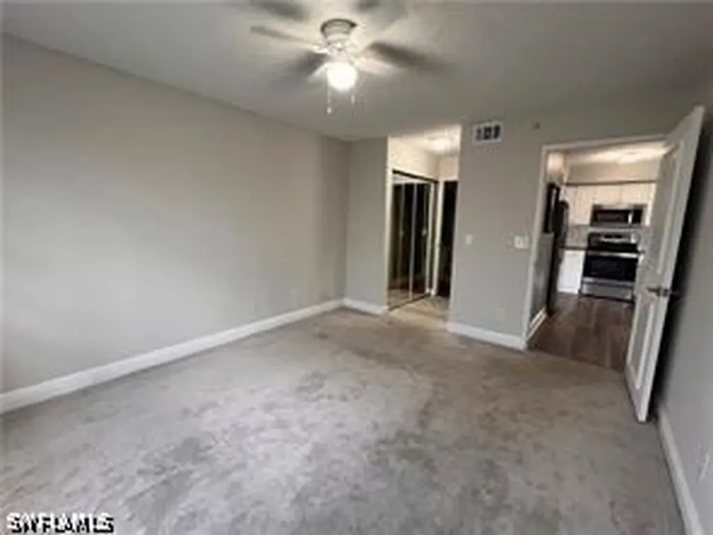 1240 Wildwood Lakes Boulevard Naples FL 34104