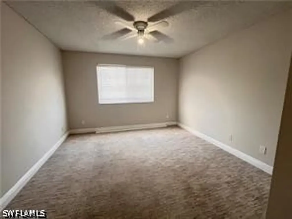 1240 Wildwood Lakes Boulevard Naples FL 34104