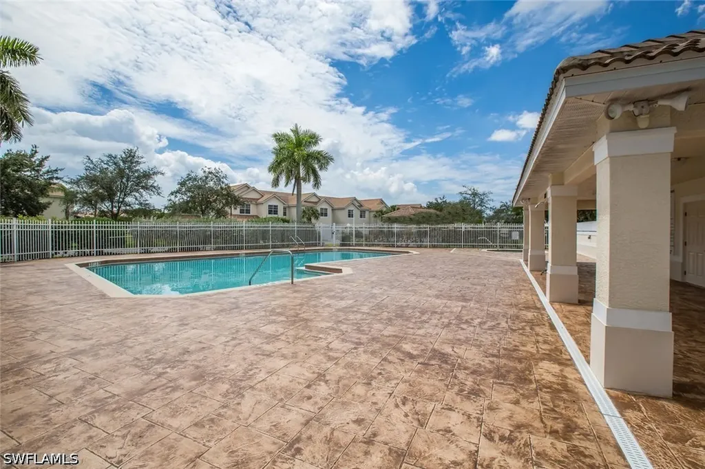 836 Hampton Circle Naples FL 34105