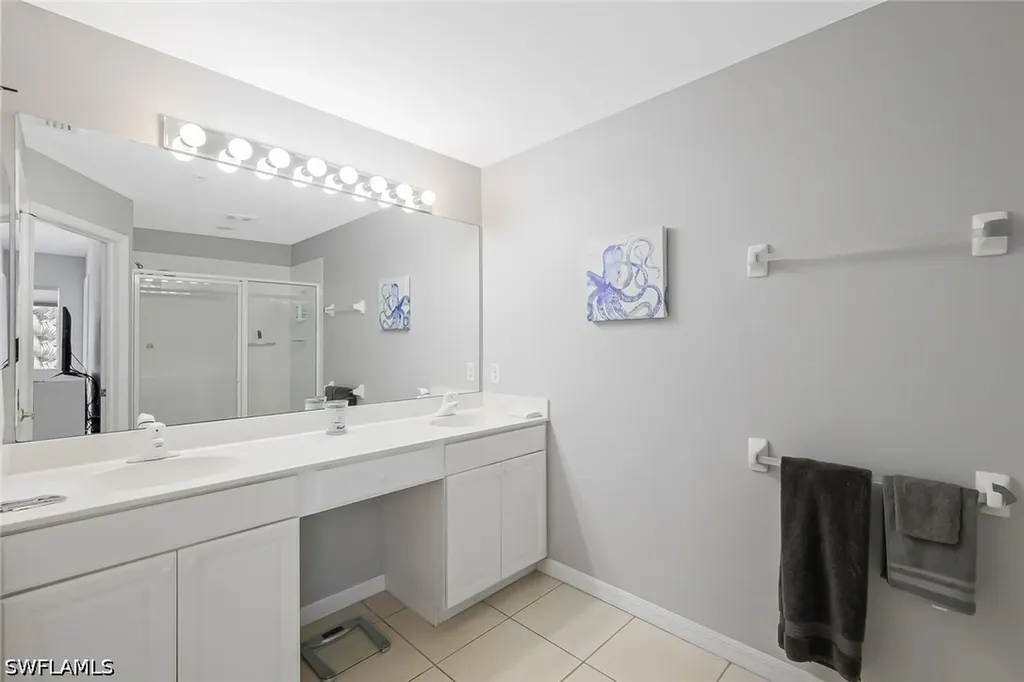 836 Hampton Circle Naples FL 34105