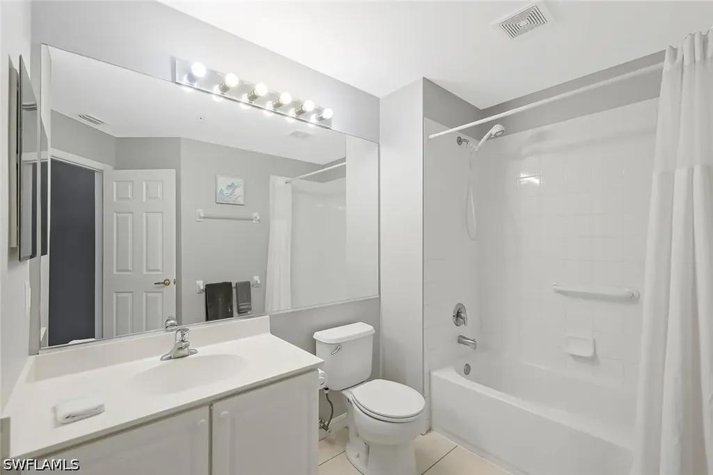 836 Hampton Circle Naples FL 34105