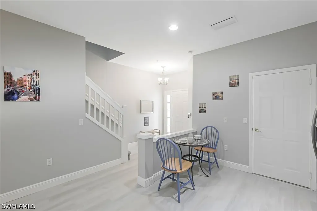 836 Hampton Circle Naples FL 34105