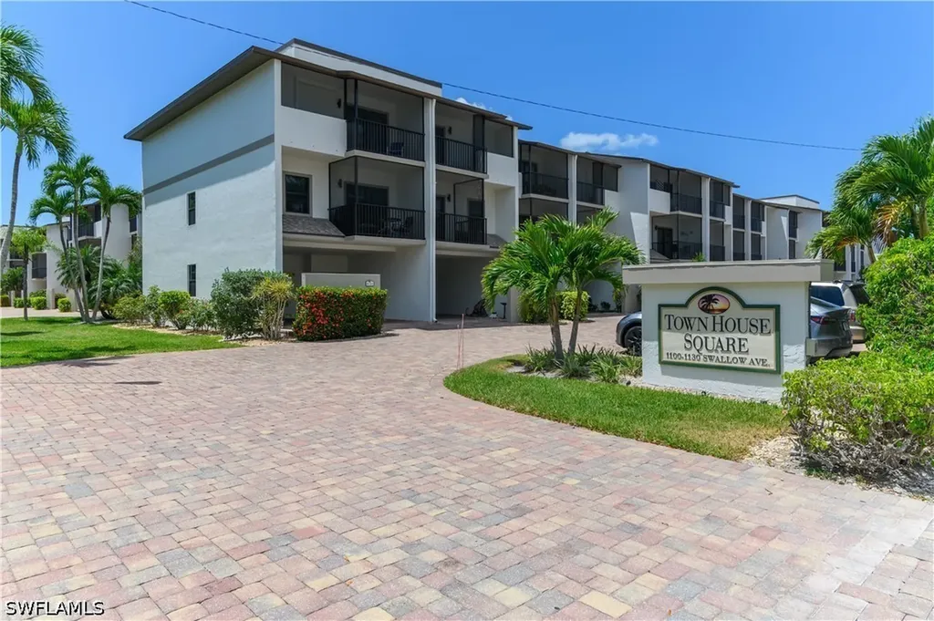1130 Swallow Avenue Marco Island FL 34145