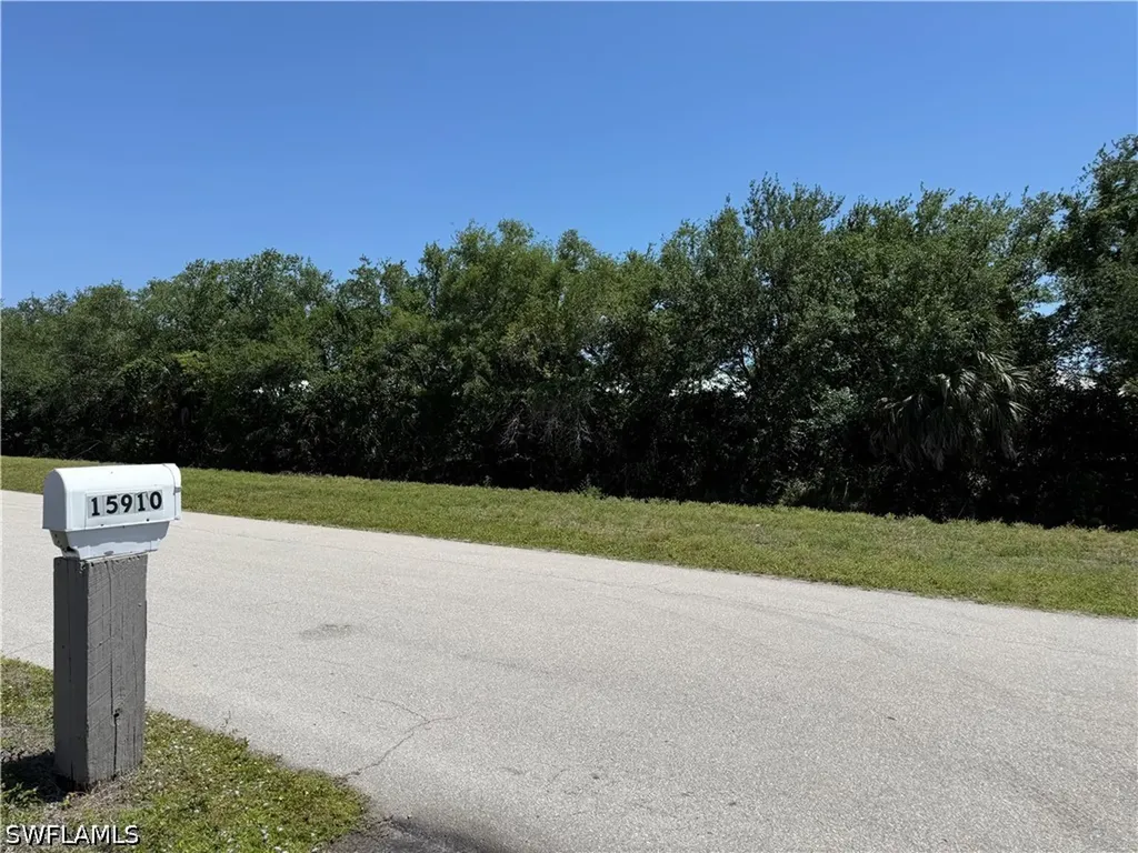 15910 Lake Candlewood Drive Fort Myers FL 33907