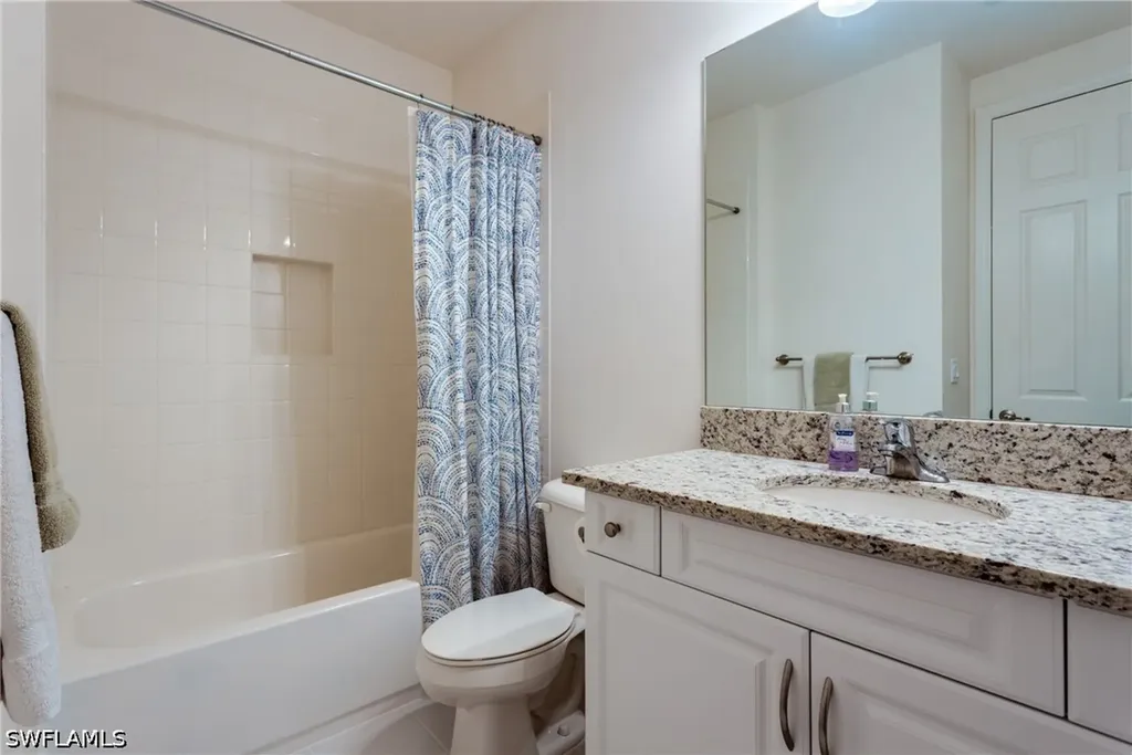 13755 Luna Drive Naples FL 34109