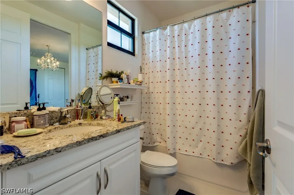 13755 Luna Drive Naples FL 34109