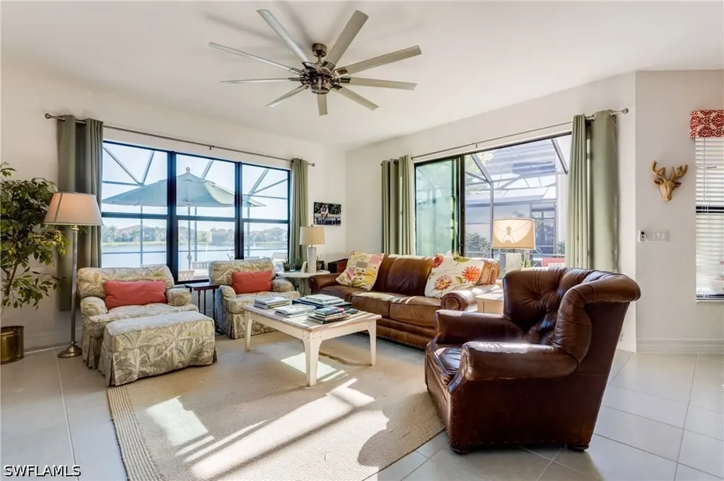 13755 Luna Drive Naples FL 34109
