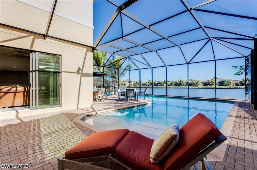 13755 Luna Drive Naples FL 34109
