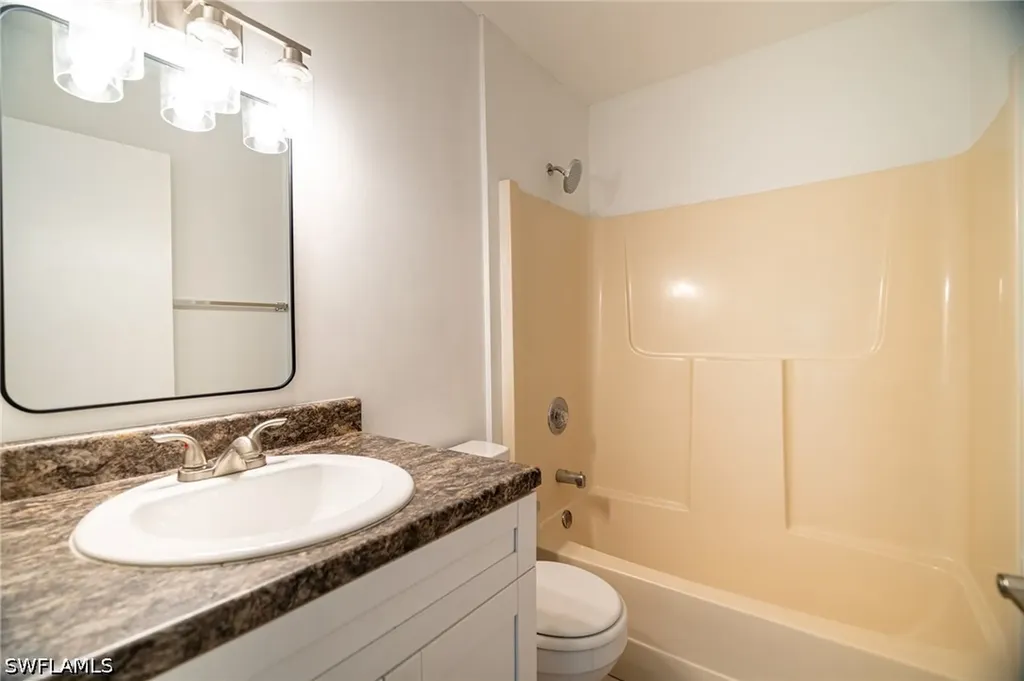5254 Treetops Drive Naples FL 34113