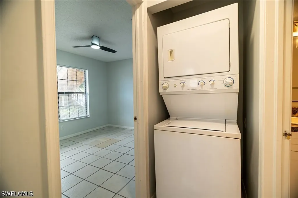 5254 Treetops Drive Naples FL 34113