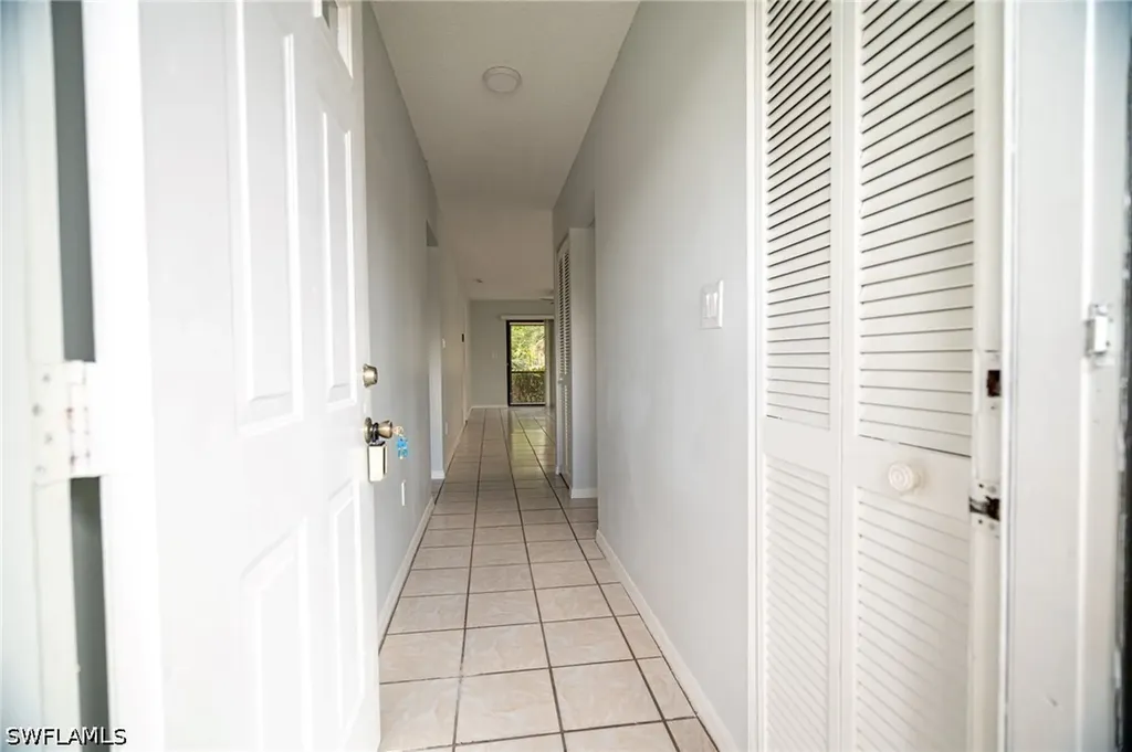5254 Treetops Drive Naples FL 34113