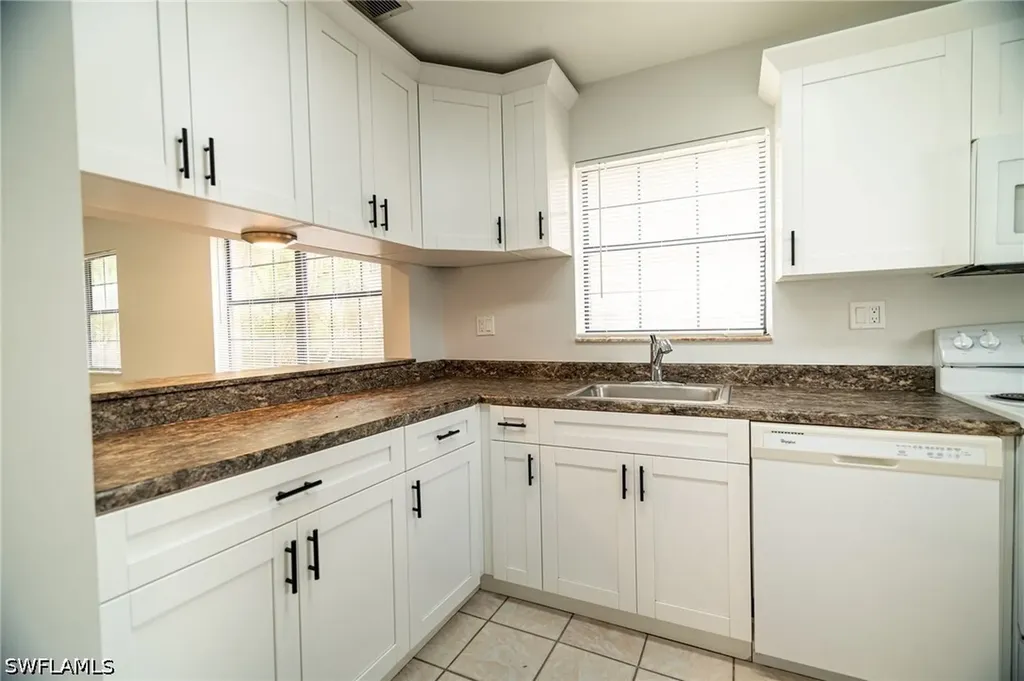 5254 Treetops Drive Naples FL 34113