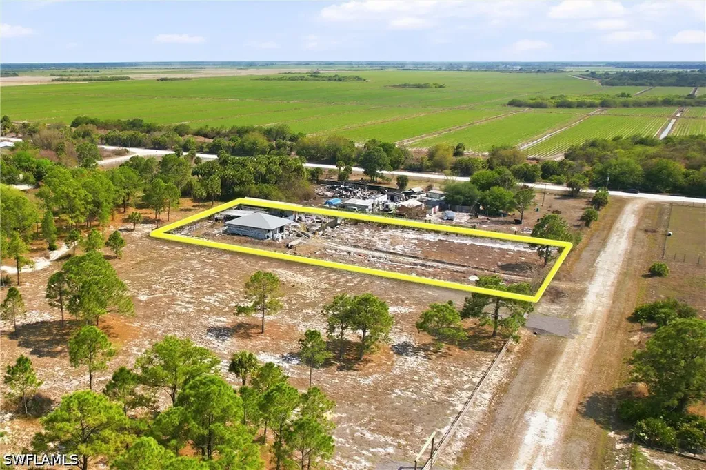 865 S Willow Street Montura Ranches FL 33440