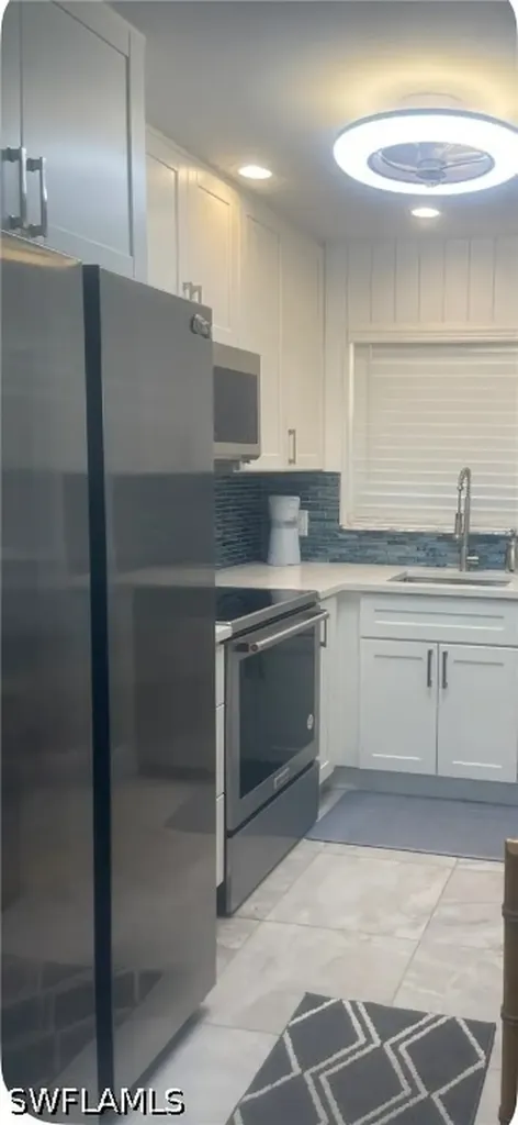 200 Turtle Lake Court Naples FL 34105