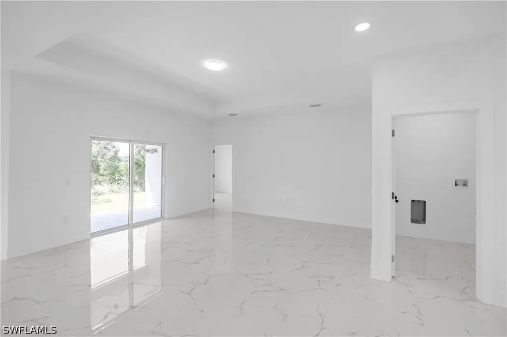1905 Charles Avenue N Lehigh Acres FL 33971