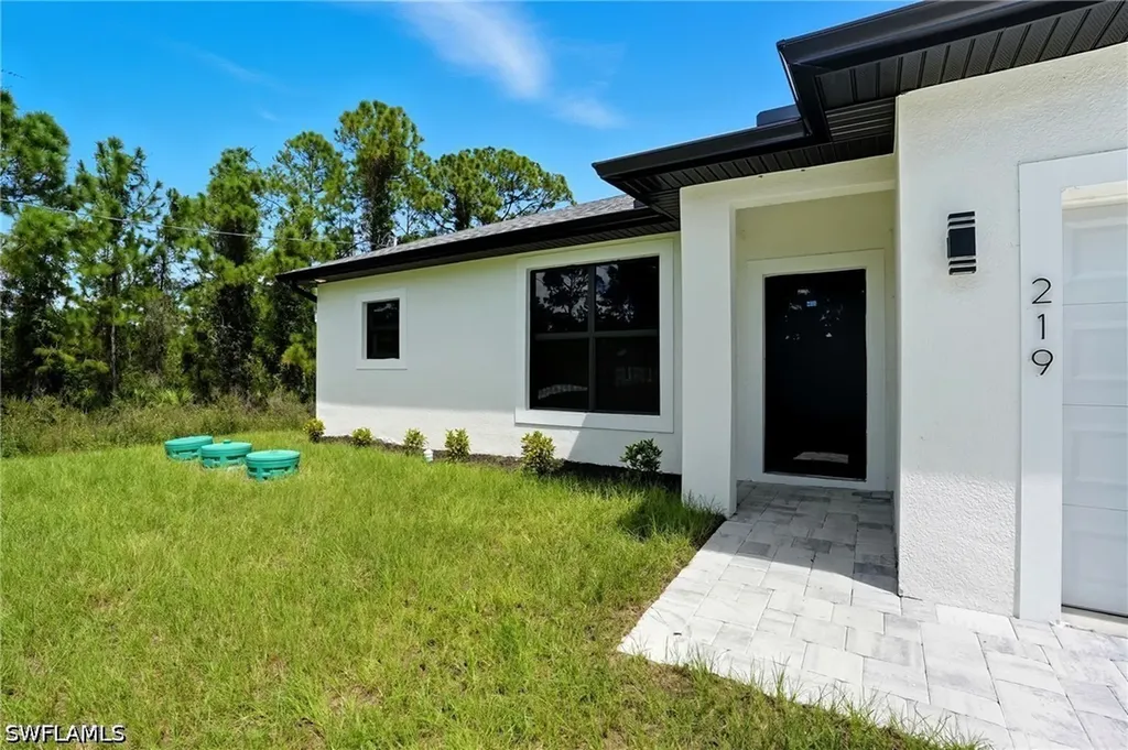 219 Ogden Avenue S Lehigh Acres FL 33974