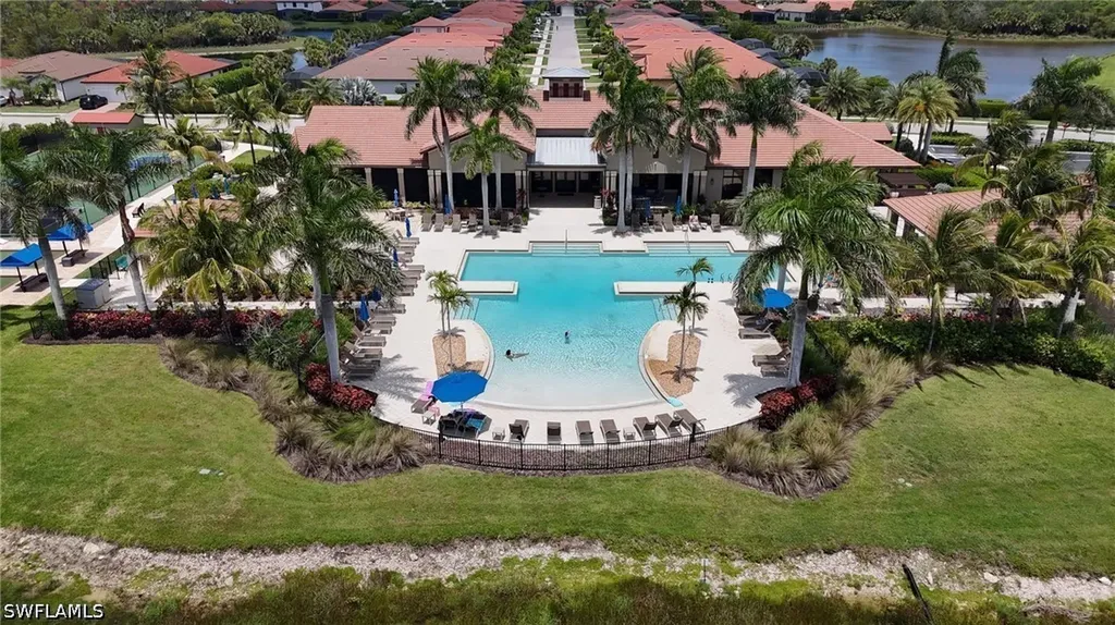 1435 Santiago Circle SW Naples FL 34113