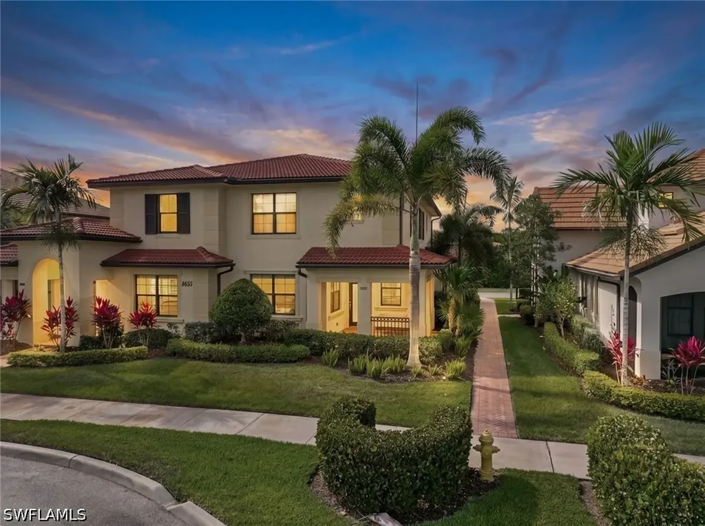 1435 Santiago Circle SW Naples FL 34113