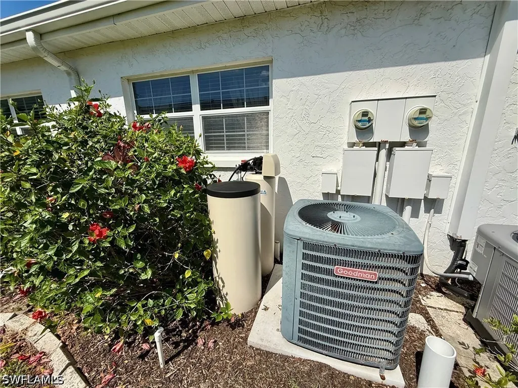 7079 Cedarhurst Drive Fort Myers FL 33919