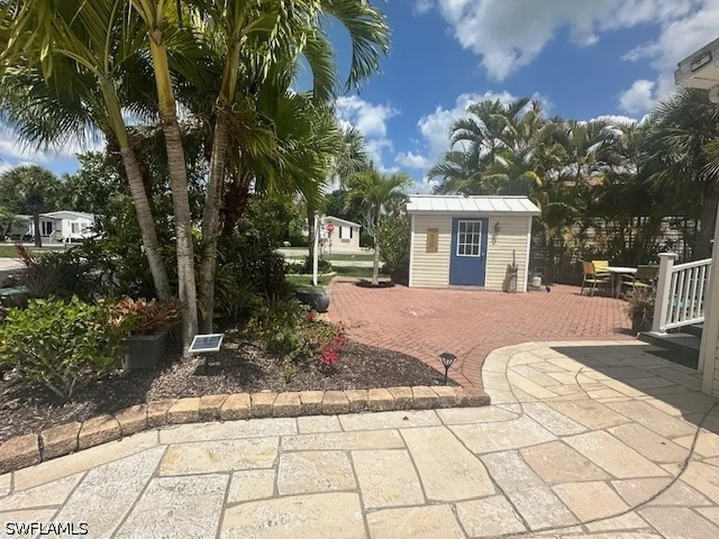 1503 Ruby Lake Point Naples FL 34114