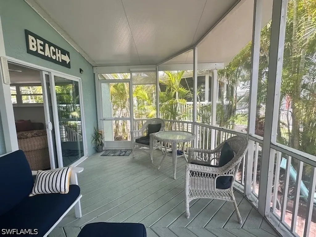 1503 Ruby Lake Point Naples FL 34114