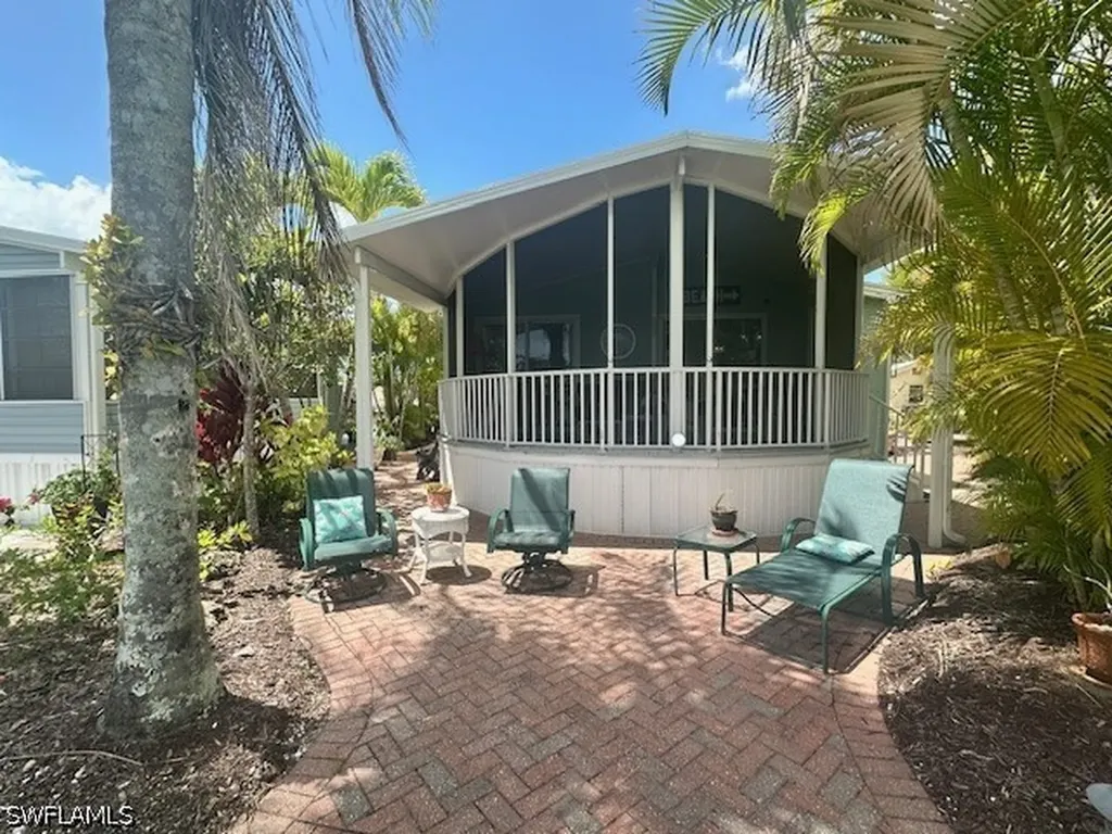 1503 Ruby Lake Point Naples FL 34114