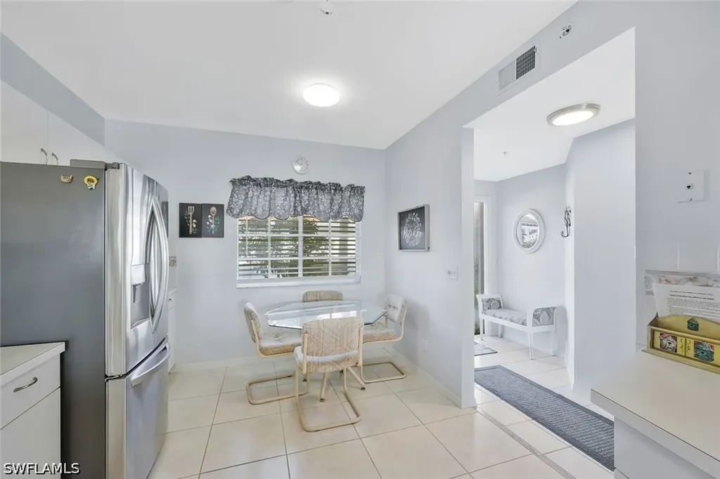 186 Gabriel Circle Naples FL 34104
