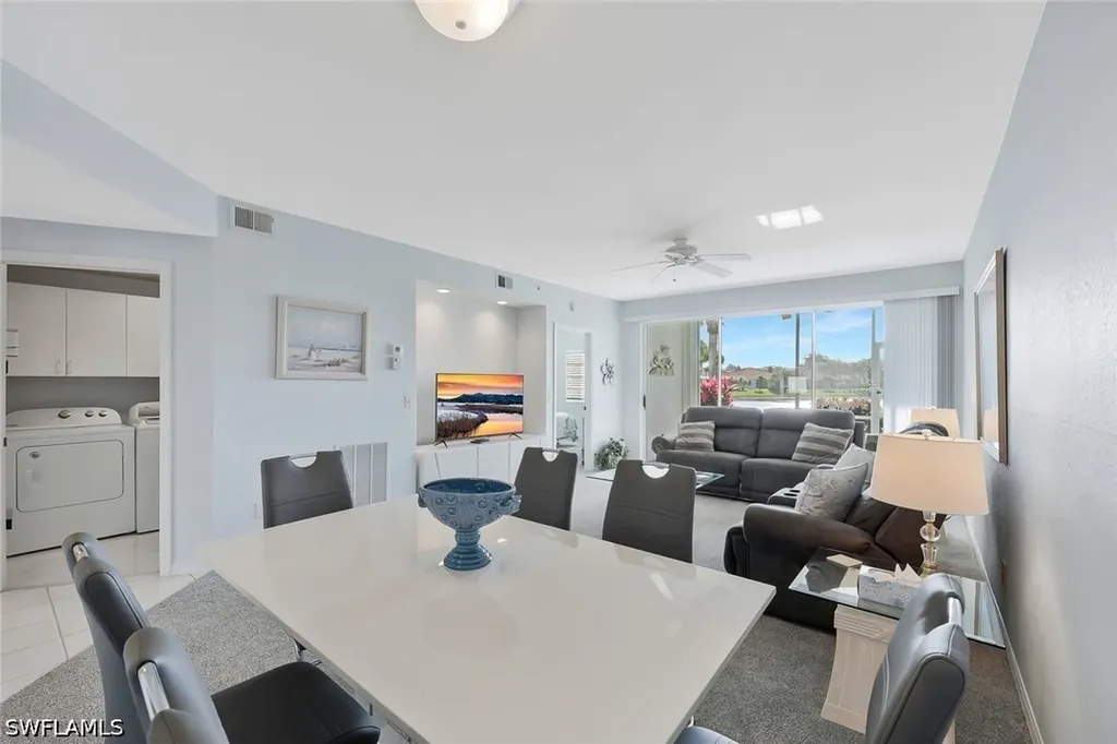 186 Gabriel Circle Naples FL 34104