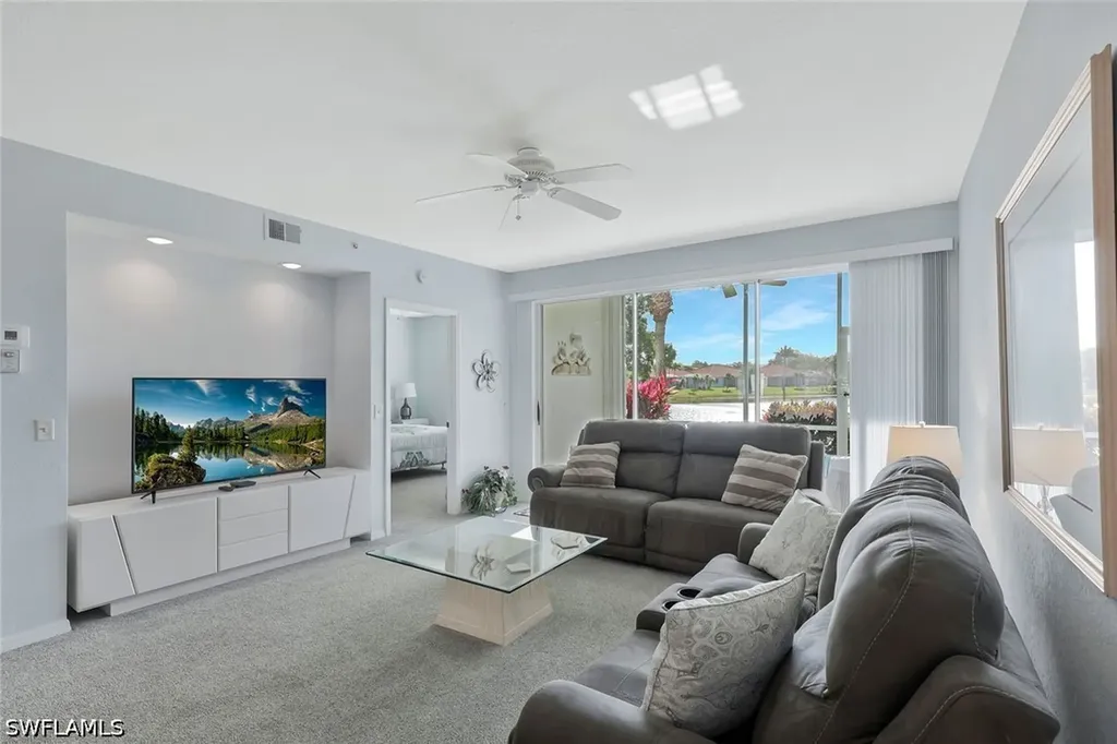 186 Gabriel Circle Naples FL 34104