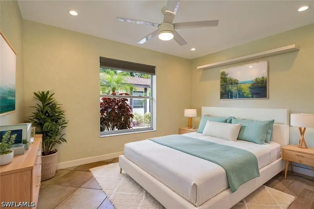 1025 Pine Isle Lane Naples FL 34112