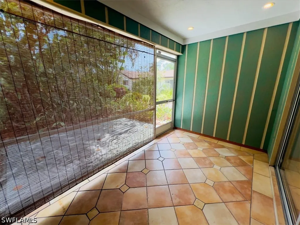 1025 Pine Isle Lane Naples FL 34112
