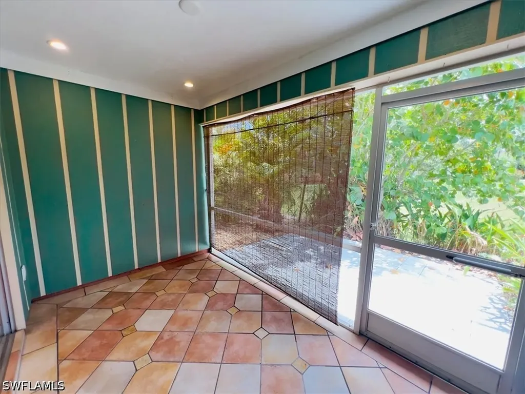 1025 Pine Isle Lane Naples FL 34112