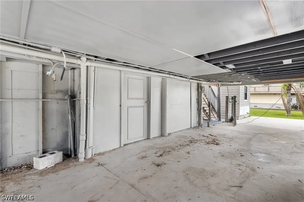 301 Allen Avenue Everglades City FL 34139