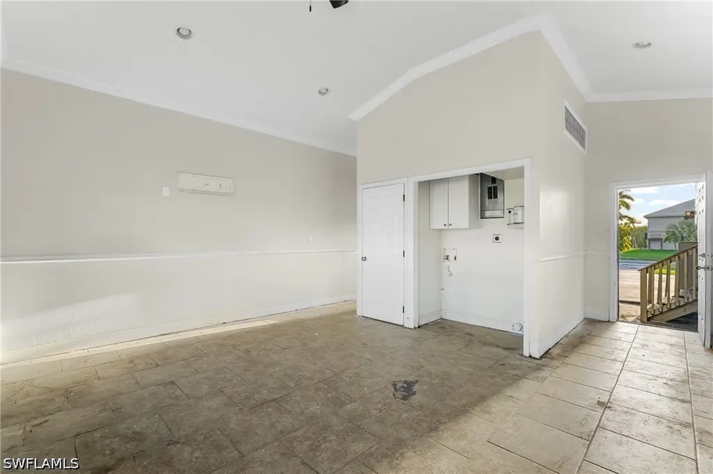 301 Allen Avenue Everglades City FL 34139