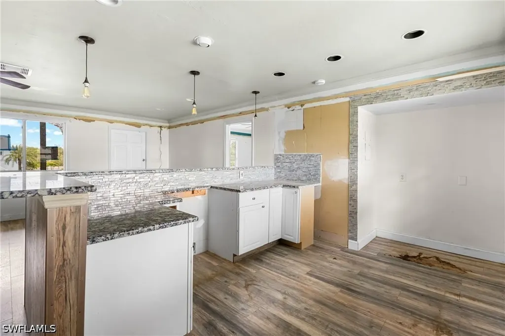 301 Allen Avenue Everglades City FL 34139