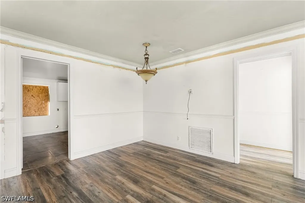 301 Allen Avenue Everglades City FL 34139