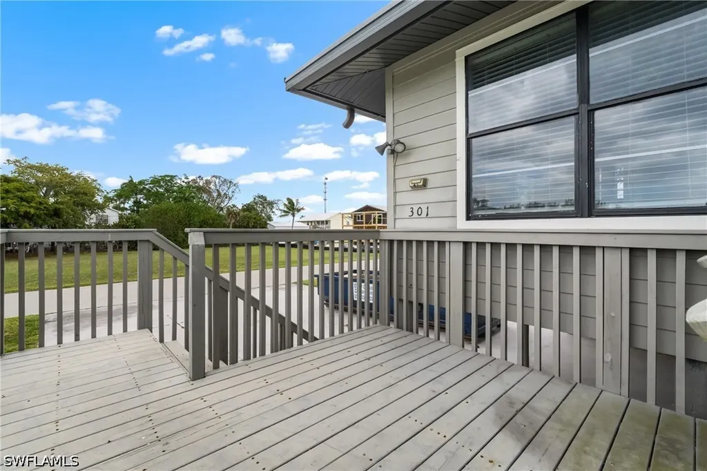 301 Allen Avenue Everglades City FL 34139
