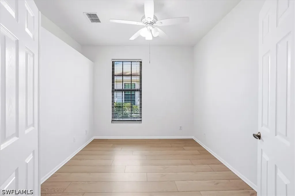 7550 Meadow Lakes Drive Naples FL 34104