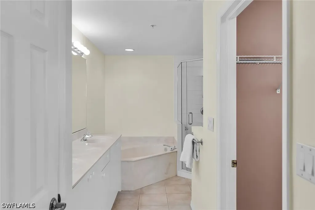 269 Vintage Bay Drive Marco Island FL 34145