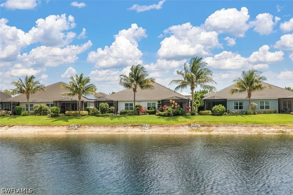 2302 Marquesa Circle Naples FL 34112