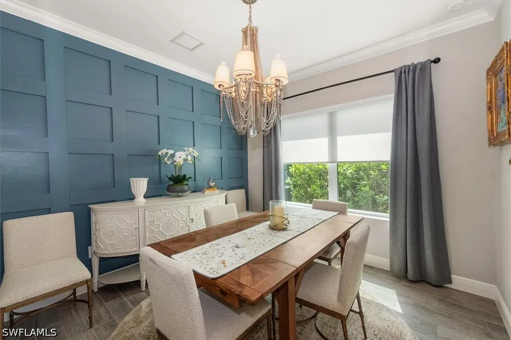 2302 Marquesa Circle Naples FL 34112