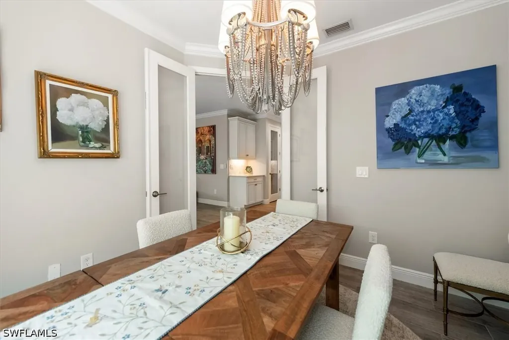 2302 Marquesa Circle Naples FL 34112