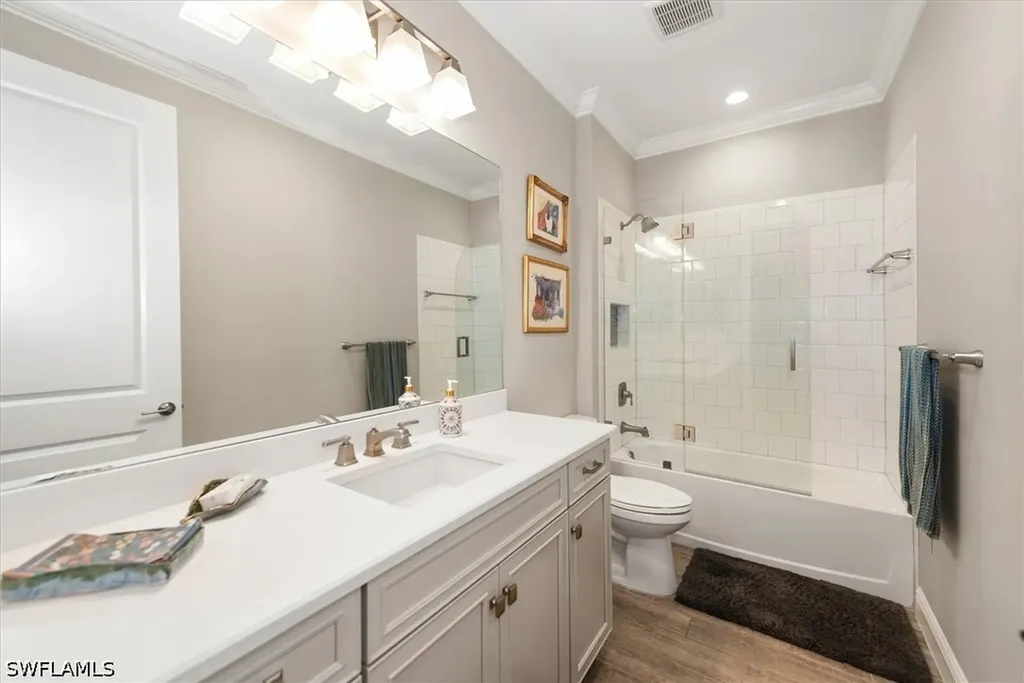 2302 Marquesa Circle Naples FL 34112