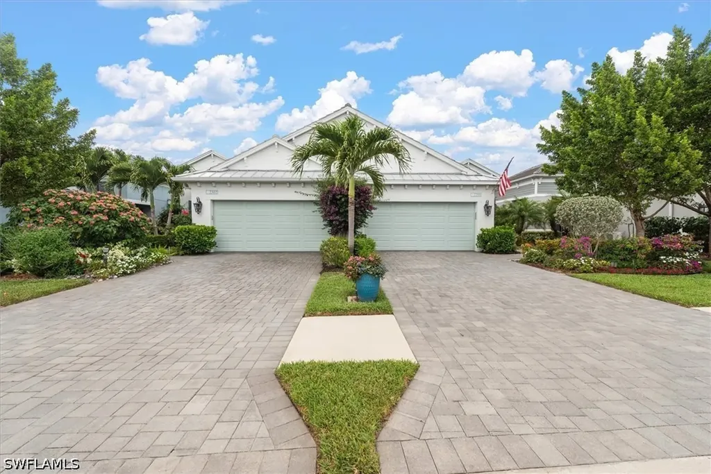 2302 Marquesa Circle Naples FL 34112