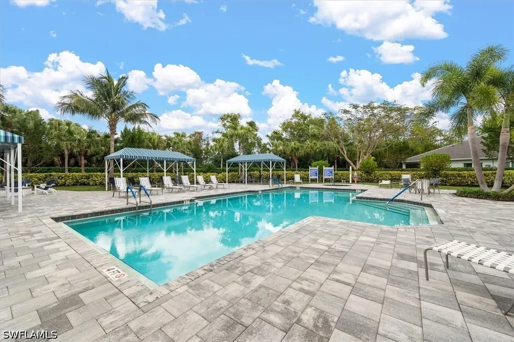 2302 Marquesa Circle Naples FL 34112