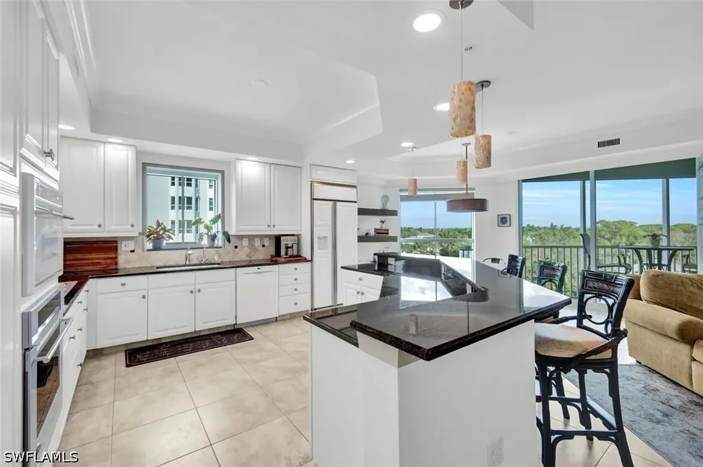 295 Grande Way Naples FL 34110