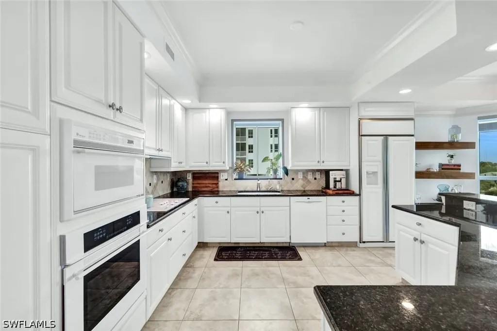 295 Grande Way Naples FL 34110